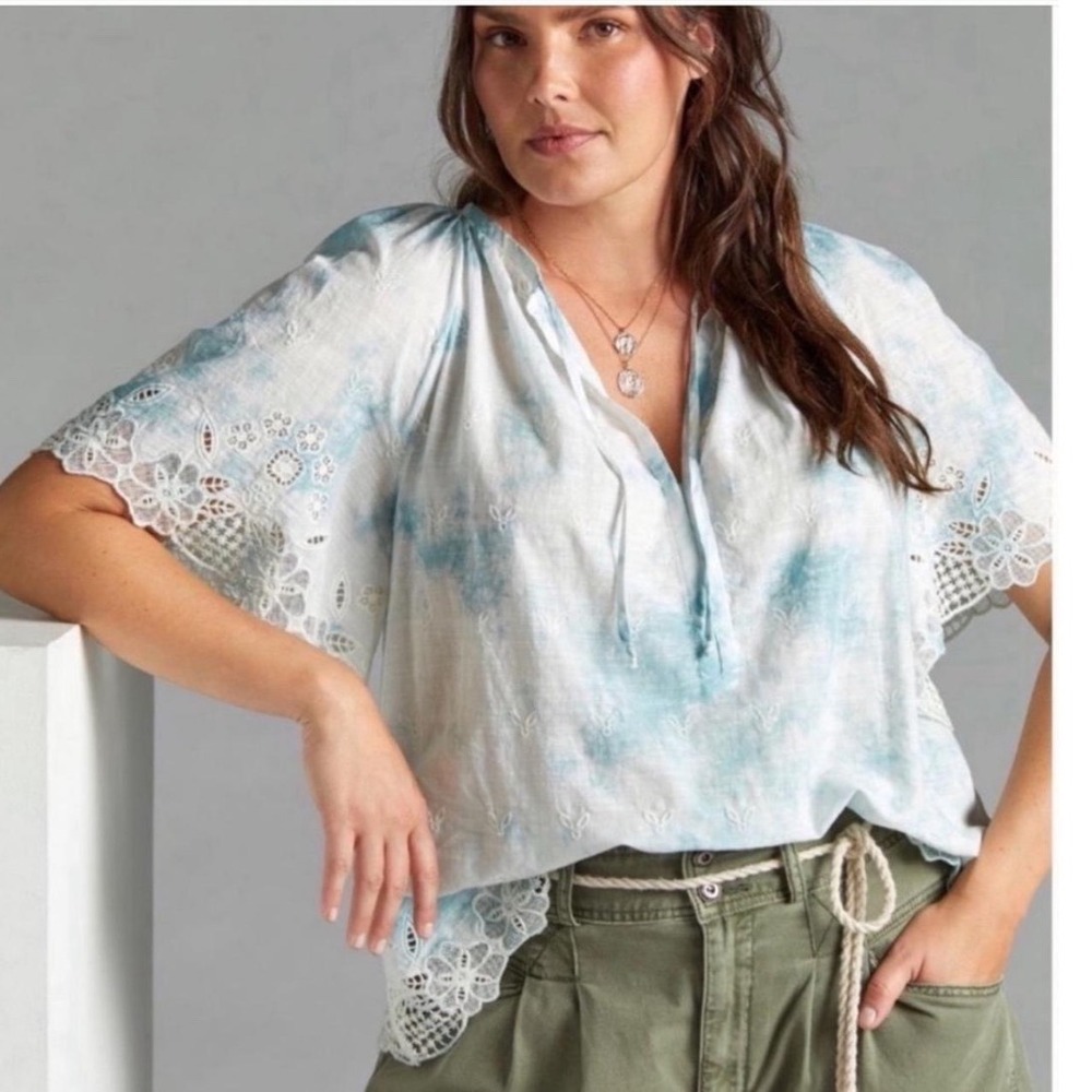 Anthropologie Blue Tie Dye Eyelet Flutter Sleeve Blouse Top Medium NEW
